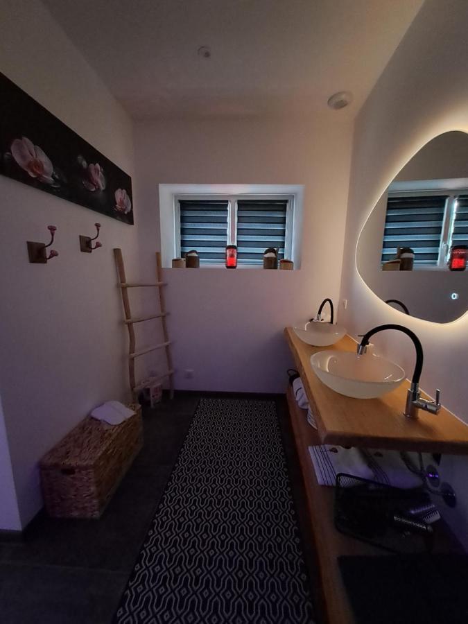 Ba'Cam Spa Bed and Breakfast Etigny Eksteriør billede