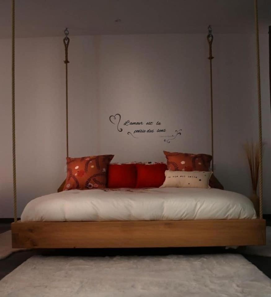 Ba'Cam Spa Bed and Breakfast Etigny Eksteriør billede