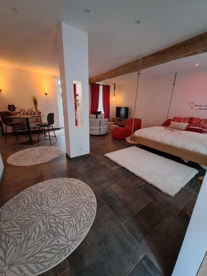 Ba'Cam Spa Bed and Breakfast Etigny Eksteriør billede
